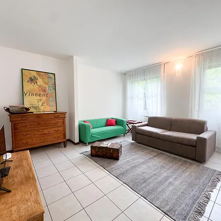 아파트 Two-room With Garden And Parking 코모
